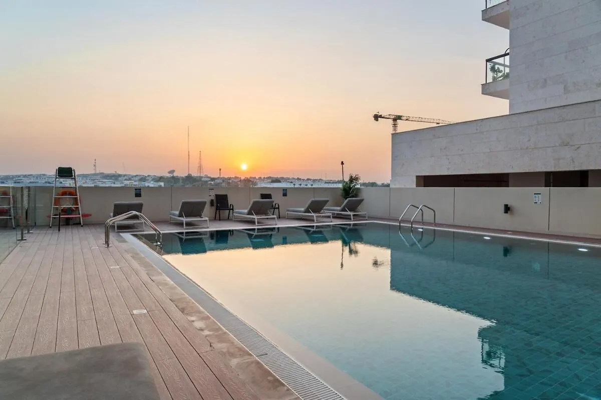 Studio Al Furjan By Stay In Homes - Marina 12Min - Self Checkin - Metro - Parking Dubai 0*,